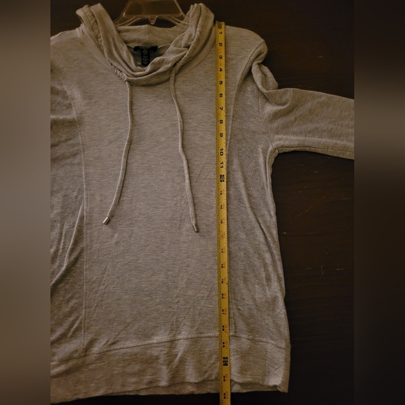 Jones New York Heather Gray Cowl Neck Sweatshirt Ties Size Small - Picture 9 of 12